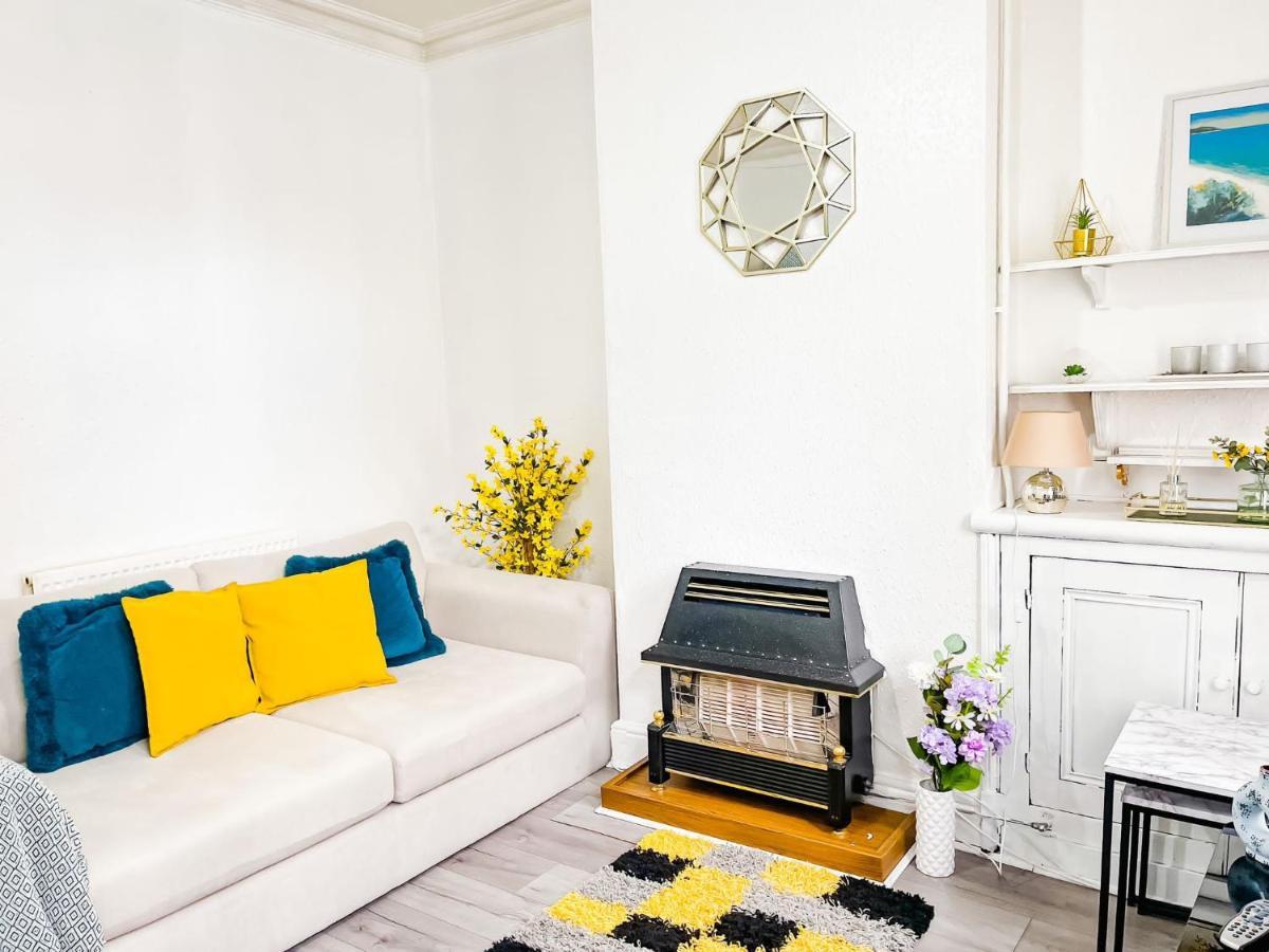 Beautiful 2 Bedroom House - Free Parking - Lt House Leicester Exterior foto